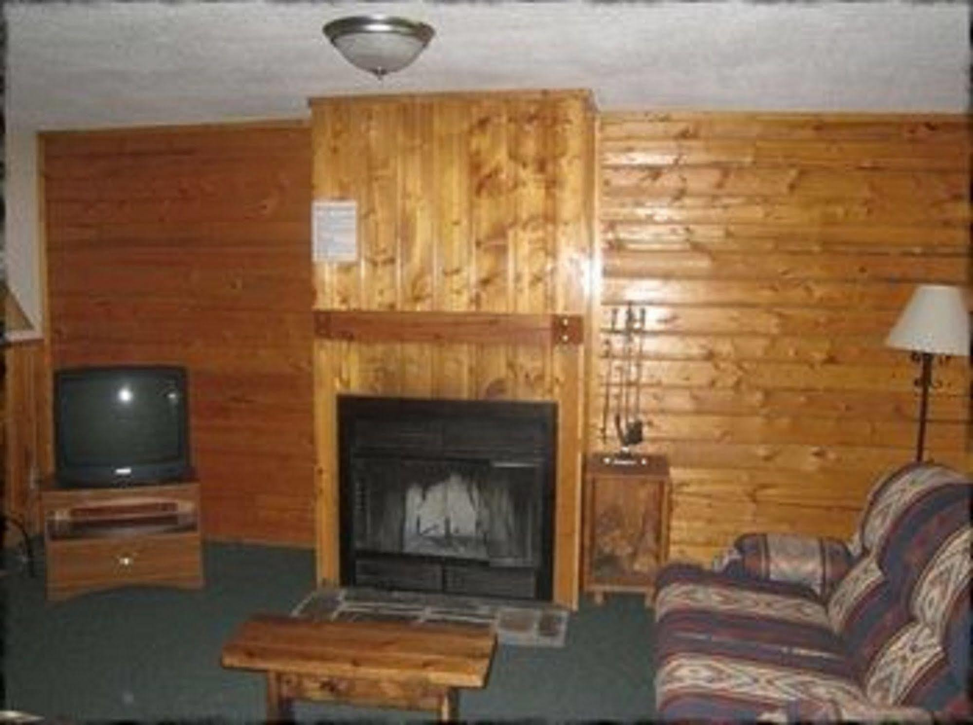 Lodge At Palmer Gulch Hill City Exterior foto