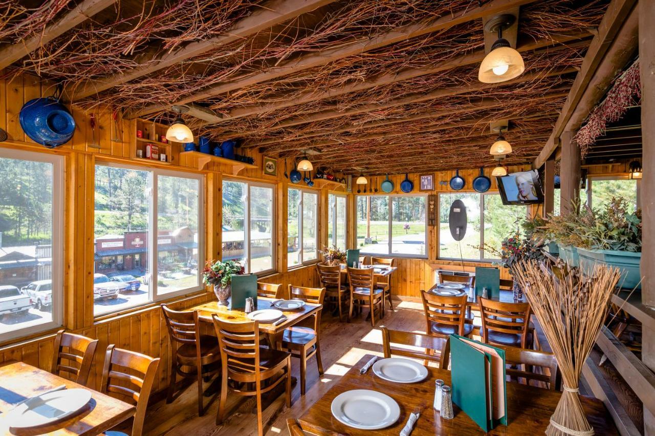 Lodge At Palmer Gulch Hill City Exterior foto